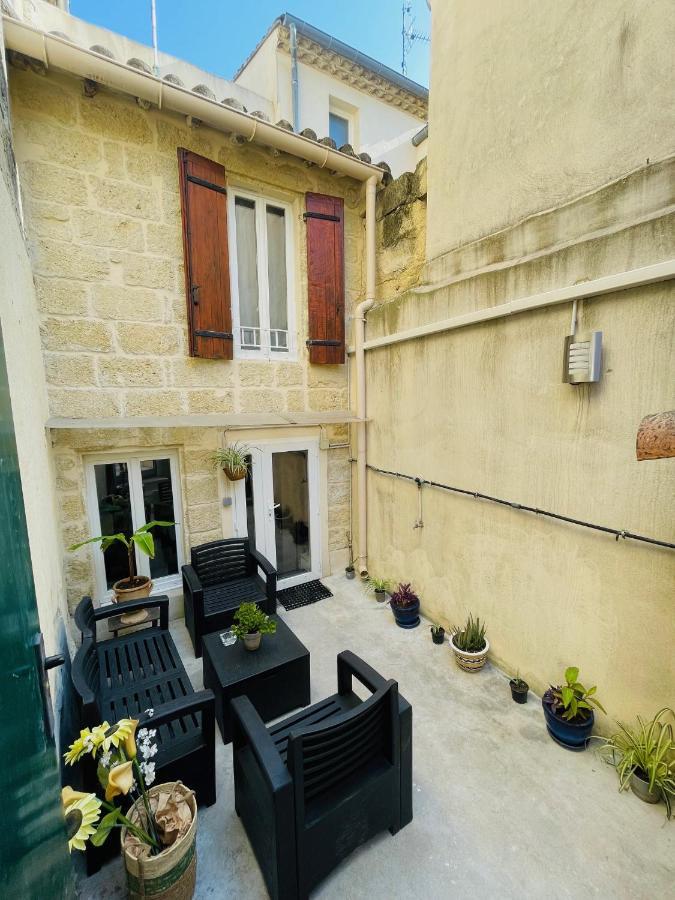 Villa Refuge Des Lys Gallargues-le-Montueux Exterior foto